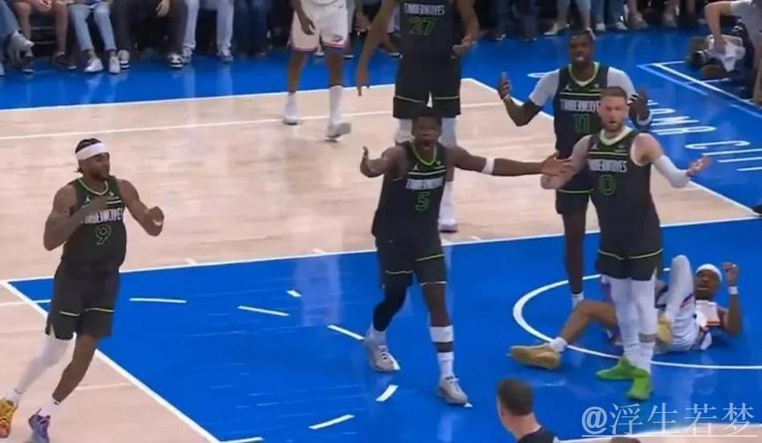 科尔：我们在上下半场多次转换进攻中未能防住森林狼的射手